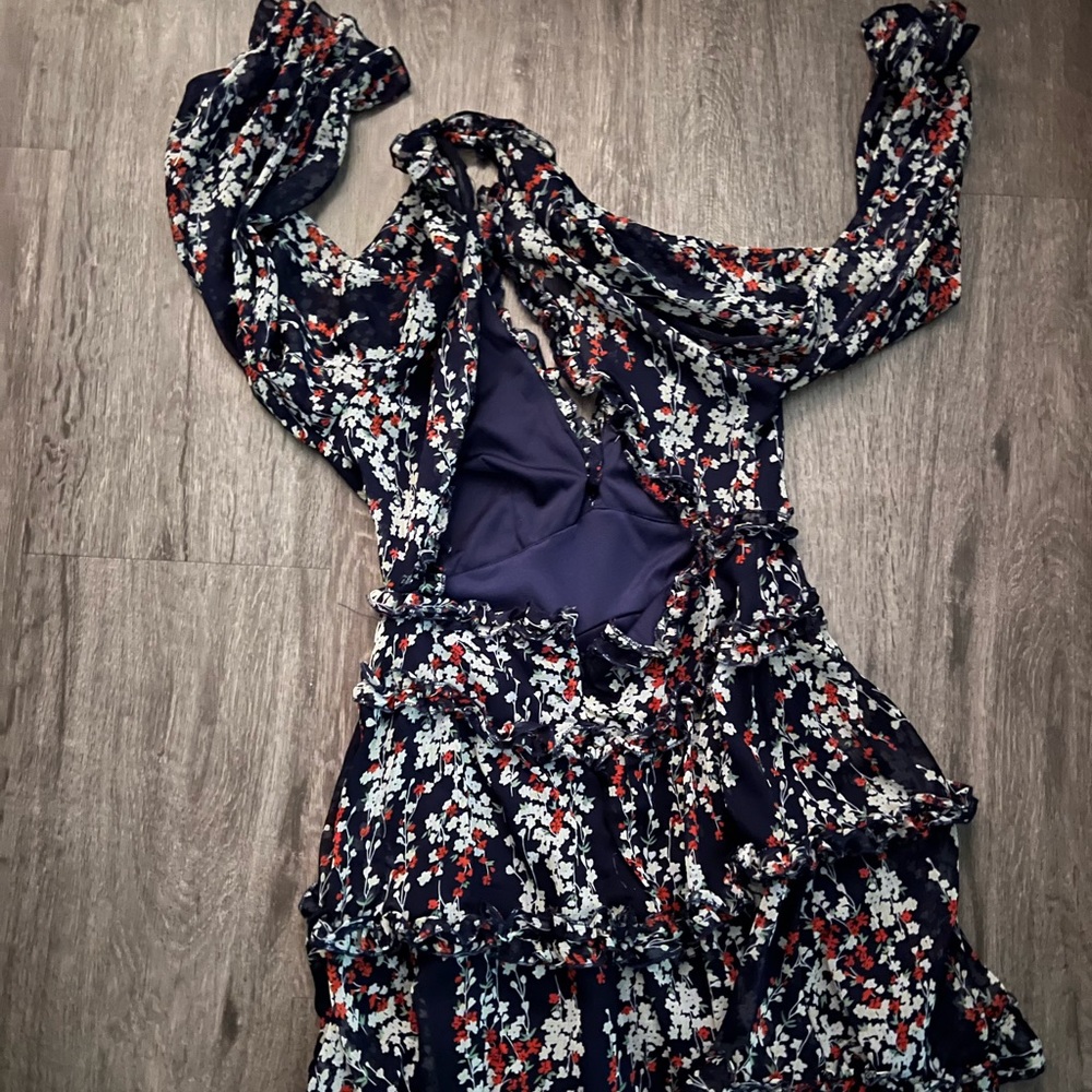 Dress - Picture 4 of 5